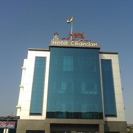 Hotel Chandan Гандхідхам Екстер'єр фото
